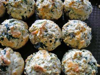 Cookin' Greens Spinich Kale & Chedder Biscuits