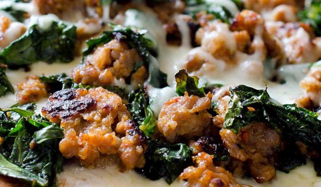 grilled-kale-and-sausage-pizza-640x848